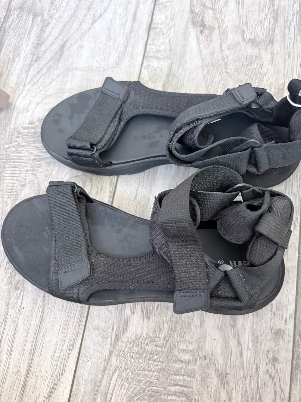 Zara Black Strappy Sport Sandals